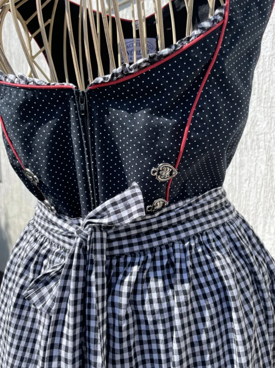Dámské dirndl šaty selský styl vel. 40/42