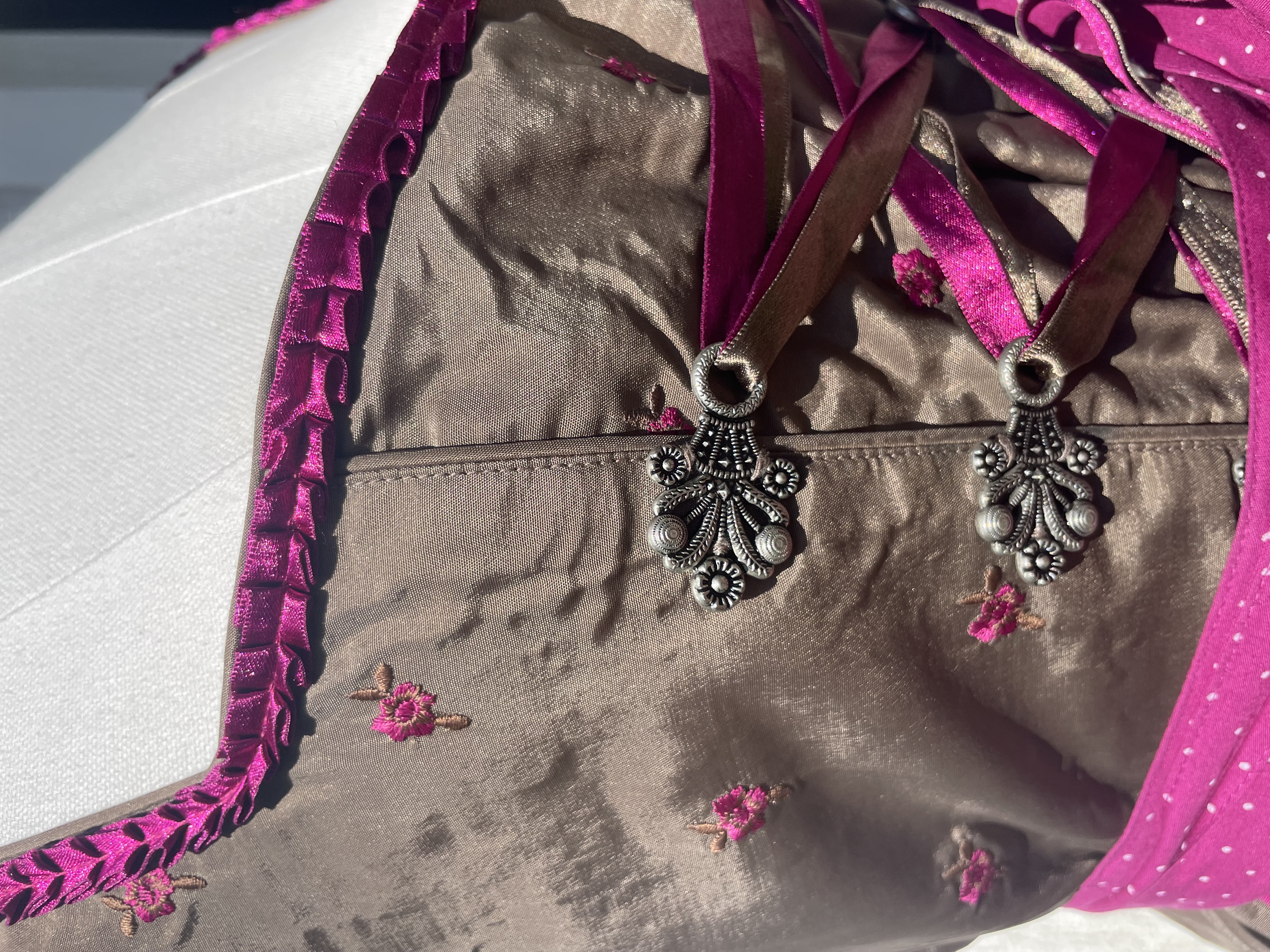 Dámské dirndl šaty selský styl Oktoberfest vel. 38