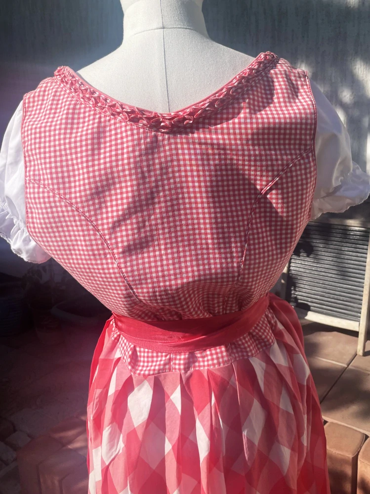 Dámské dirndl šaty selska vel. 40