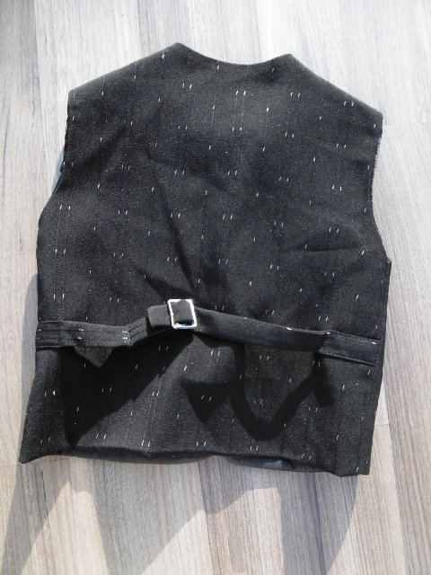 CHLAPECKÁ ELEGANTNÍ VESTA, VESTIČKA > 92